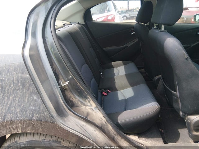 3MYDLBYV7HY159654 Toyota YARIS IA