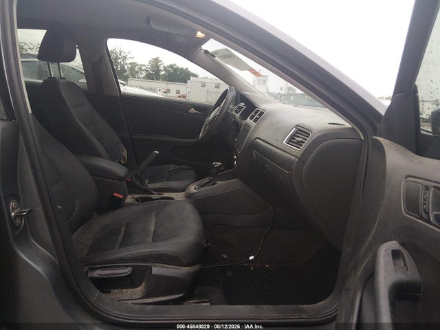 45848929 :رقم المزاد ، 3VWDZ7AJXBM041966 vin ، 2011 Volkswagen Jetta 2.5l Se مزاد بيع