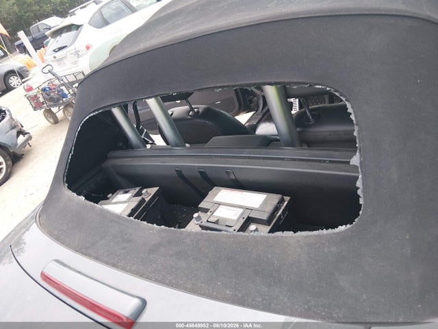 45848952 :رقم المزاد ، TRUTC28N441005966 vin ، 2004 Audi Tt 1.8l مزاد بيع