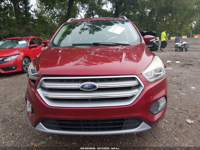 45849046 :رقم المزاد ، 1FMCU9J99HUB58839 vin ، 2017 Ford Escape Titanium مزاد بيع