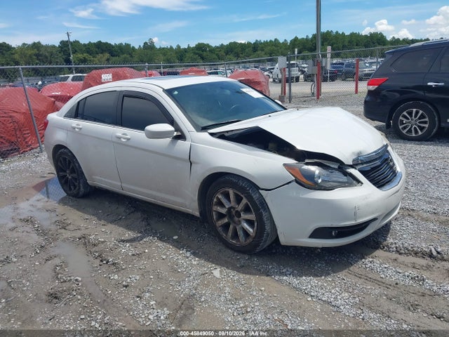 45849050 :رقم المزاد ، 1C3CCBHG8CN305758 vin ، 2012 Chrysler 200 S مزاد بيع