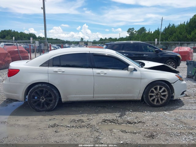 45849050 :رقم المزاد ، 1C3CCBHG8CN305758 vin ، 2012 Chrysler 200 S مزاد بيع