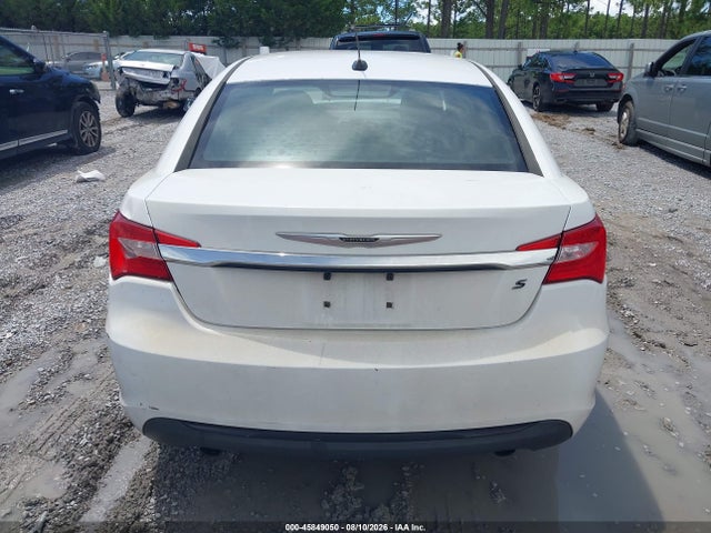 45849050 :رقم المزاد ، 1C3CCBHG8CN305758 vin ، 2012 Chrysler 200 S مزاد بيع