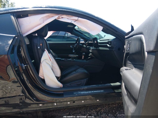45849114 :رقم المزاد ، 1FA6P8CF7R5401247 vin ، 2024 Ford Mustang Gt Premium Fastback مزاد بيع