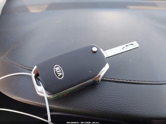 45849151 :رقم المزاد ، 3KPF24AD3KE096570 vin ، 2019 Kia Forte Lxs مزاد بيع