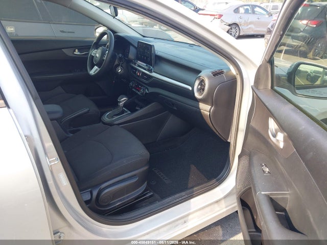 45849151 :رقم المزاد ، 3KPF24AD3KE096570 vin ، 2019 Kia Forte Lxs مزاد بيع