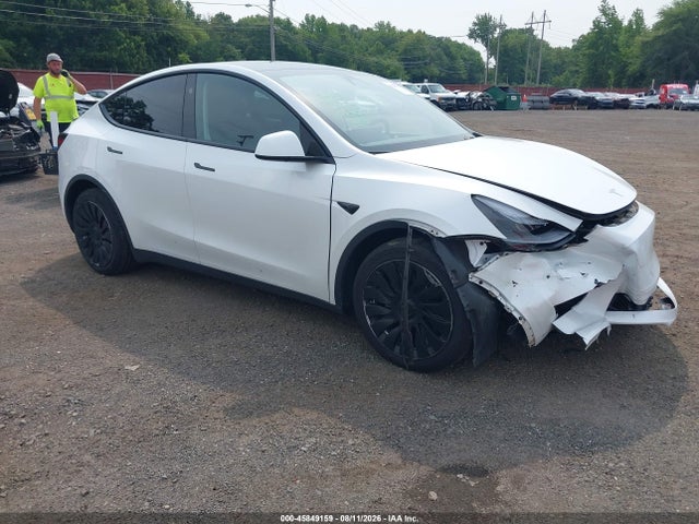 Продажа на аукционе авто 2023 Tesla Model Y Awd/long Range Dual Motor All-wheel Drive, vin: 7SAYGAEE1PF792134, номер лота: 45849159