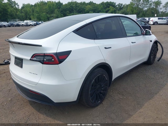 Продажа на аукционе авто 2023 Tesla Model Y Awd/long Range Dual Motor All-wheel Drive, vin: 7SAYGAEE1PF792134, номер лота: 45849159