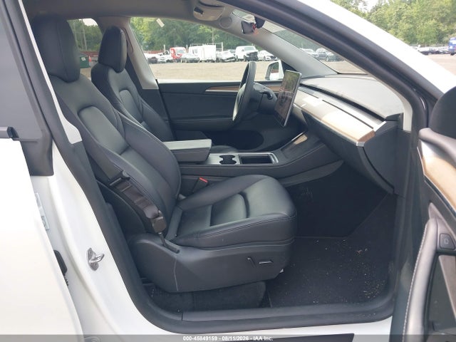 Продажа на аукционе авто 2023 Tesla Model Y Awd/long Range Dual Motor All-wheel Drive, vin: 7SAYGAEE1PF792134, номер лота: 45849159