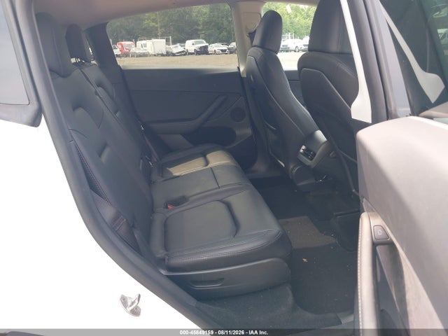 Продажа на аукционе авто 2023 Tesla Model Y Awd/long Range Dual Motor All-wheel Drive, vin: 7SAYGAEE1PF792134, номер лота: 45849159