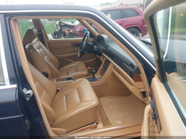 Продажа на аукционе авто 1991 Mercedes-benz 300 Sel, vin: WDBCA25E8MA561250, номер лота: 45849172
