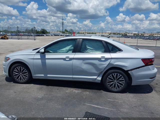 Продажа на аукционе авто 2019 Volkswagen Jetta 1.4t R-line/1.4t S/1.4t Se, vin: 3VWC57BU7KM077940, номер лота: 45849227