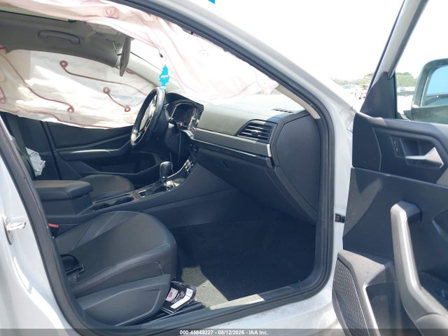 Продажа на аукционе авто 2019 Volkswagen Jetta 1.4t R-line/1.4t S/1.4t Se, vin: 3VWC57BU7KM077940, номер лота: 45849227