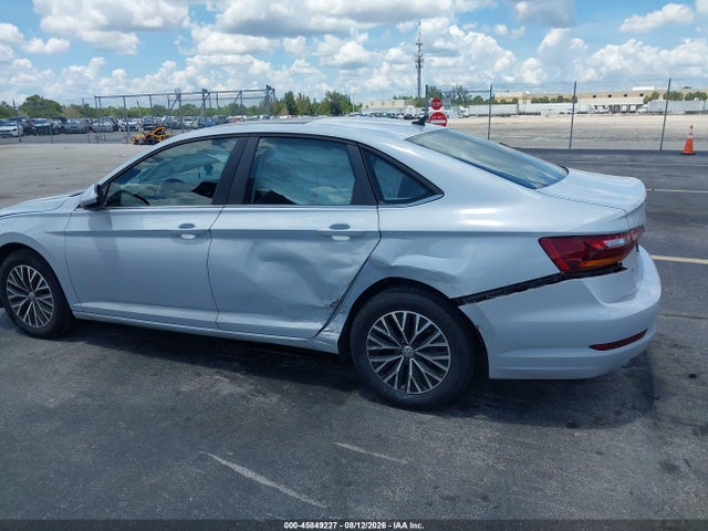 Продажа на аукционе авто 2019 Volkswagen Jetta 1.4t R-line/1.4t S/1.4t Se, vin: 3VWC57BU7KM077940, номер лота: 45849227
