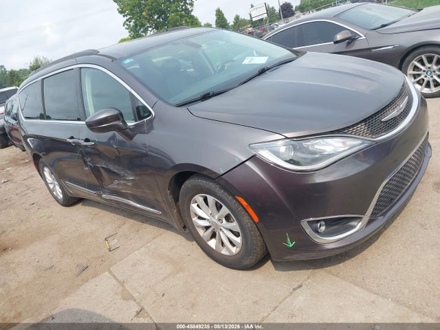 45849235 :رقم المزاد ، 2C4RC1BG0HR543946 vin ، 2017 Chrysler Pacifica Touring-l مزاد بيع