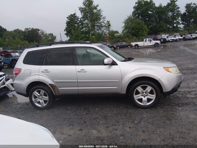 Продаж на аукціоні авто 2010 Subaru Forester 2.5x Premium, vin: JF2SH6CC8AH731175, номер лоту: 45849263