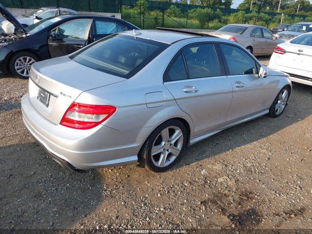 45849339 :رقم المزاد ، WDDGF8BB2AR106415 vin ، 2010 Mercedes-benz C 300 Luxury 4matic/sport 4matic مزاد بيع