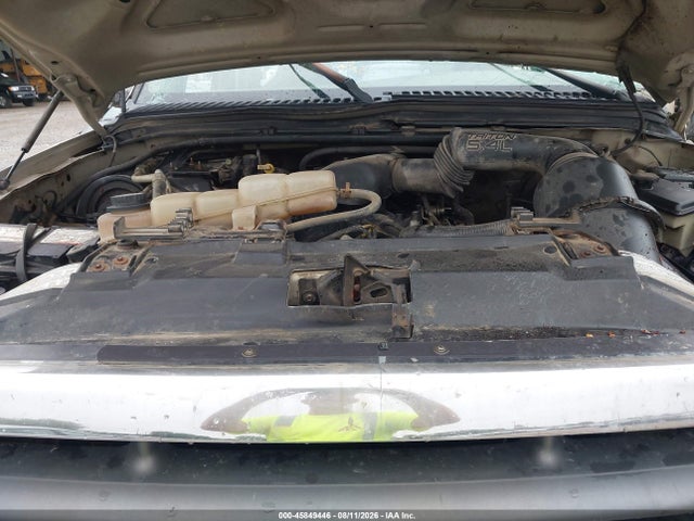 45849446 :رقم المزاد ، 1FTNF21L4YED13172 vin ، 2000 Ford F-250 Lariat/xl/xlt مزاد بيع