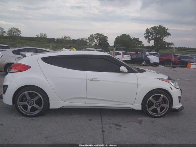 2015 Hyundai Veloster Turbo მანქანა იყიდება აუქციონზე, vin: KMHTC6AE2FU228094, აუქციონის ნომერი: 45849634