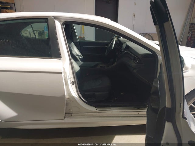 Продажа на аукционе авто 2023 Toyota Camry Se, vin: 4T1G11AK6PU804318, номер лота: 45849650