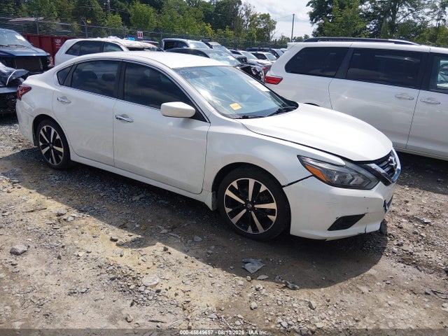 Продажа на аукционе авто 2018 Nissan Altima 2.5 Sr, vin: 1N4AL3AP0JC116667, номер лота: 45849657