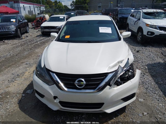 Продажа на аукционе авто 2018 Nissan Altima 2.5 Sr, vin: 1N4AL3AP0JC116667, номер лота: 45849657