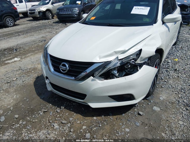 Продажа на аукционе авто 2018 Nissan Altima 2.5 Sr, vin: 1N4AL3AP0JC116667, номер лота: 45849657