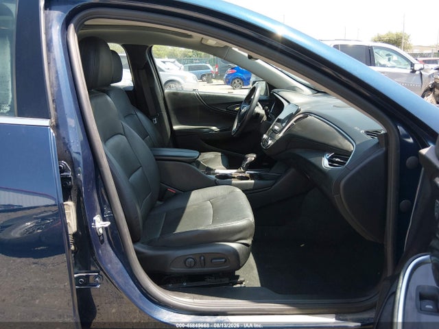 1G1ZE5SX4MF089826 Chevrolet Malibu Fwd Premier