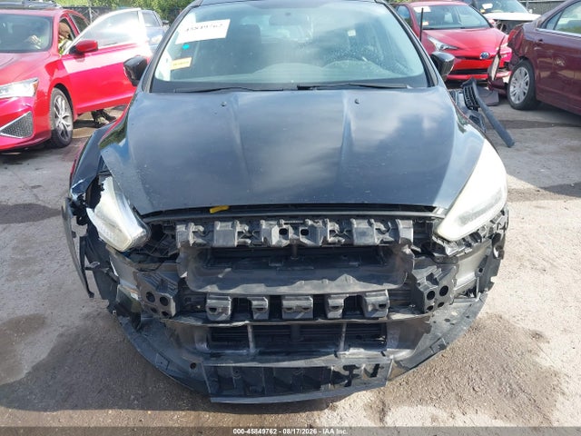 45849762 :رقم المزاد ، 1FADP3K29GL319537 vin ، 2016 Ford Focus Se مزاد بيع