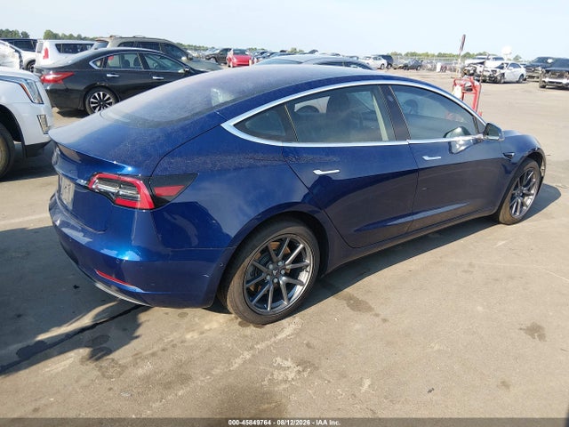 45849764 :رقم المزاد ، 5YJ3E1EA6JF007365 vin ، 2018 Tesla Model 3 Long Range/mid Range مزاد بيع