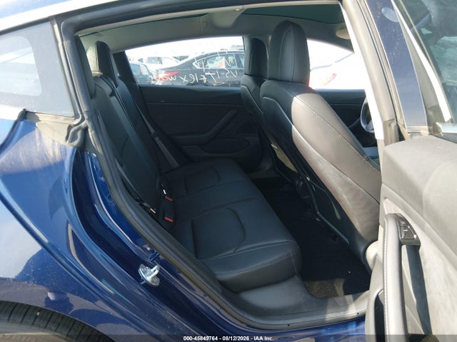 45849764 :رقم المزاد ، 5YJ3E1EA6JF007365 vin ، 2018 Tesla Model 3 Long Range/mid Range مزاد بيع