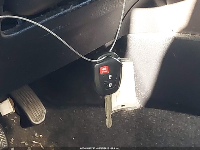 Продажа на аукционе авто 2018 Toyota Rav4 Le, vin: JTMZFREV6JJ190638, номер лота: 45849795