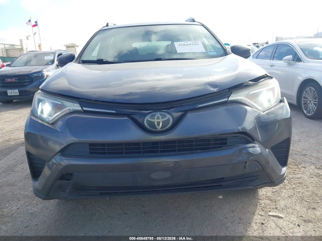 Продажа на аукционе авто 2018 Toyota Rav4 Le, vin: JTMZFREV6JJ190638, номер лота: 45849795