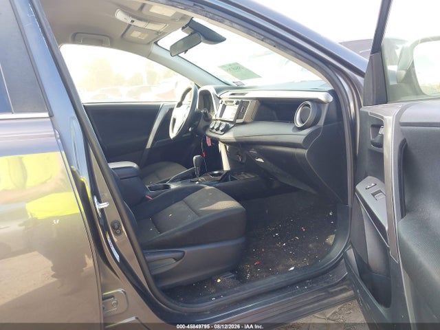 Продажа на аукционе авто 2018 Toyota Rav4 Le, vin: JTMZFREV6JJ190638, номер лота: 45849795
