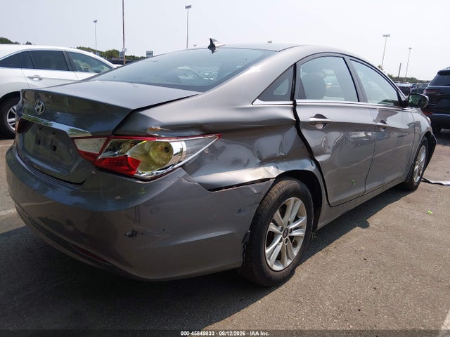 Продажа на аукционе авто 2013 Hyundai Sonata Gls, vin: 5NPEB4AC6DH800889, номер лота: 45849833