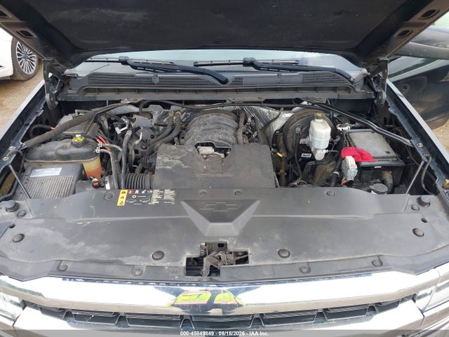45849849 :رقم المزاد ، 3GCUKREH1JG135516 vin ، 2018 Chevrolet Silverado 1500 1lt مزاد بيع