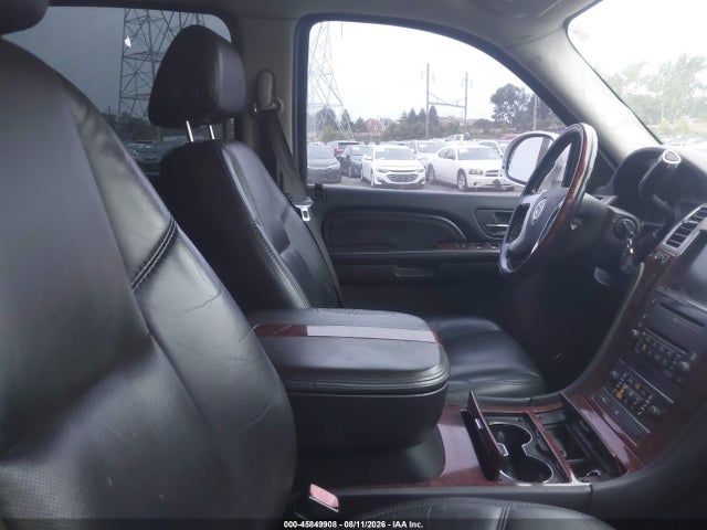 45849908 :رقم المزاد ، 3GYFK628X7G270217 vin ، 2007 Cadillac Escalade Ext مزاد بيع