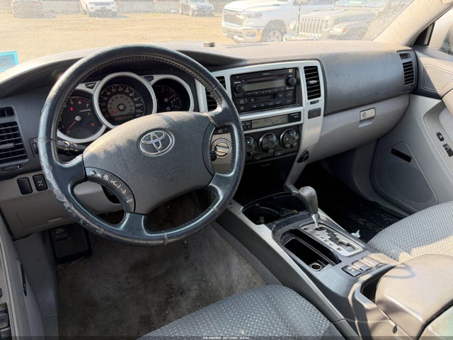 Продажа на аукционе авто 2005 Toyota 4runner Sr5 Sport V6, vin: JTEBU14R158044105, номер лота: 45849990