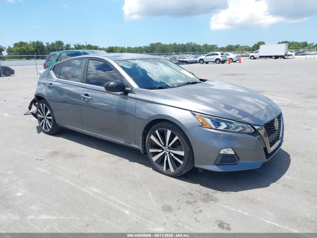 45850006 :رقم المزاد ، 1N4BL4CV8MN354698 vin ، 2021 Nissan Altima Sr Fwd مزاد بيع