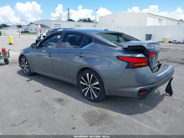 45850006 :رقم المزاد ، 1N4BL4CV8MN354698 vin ، 2021 Nissan Altima Sr Fwd مزاد بيع