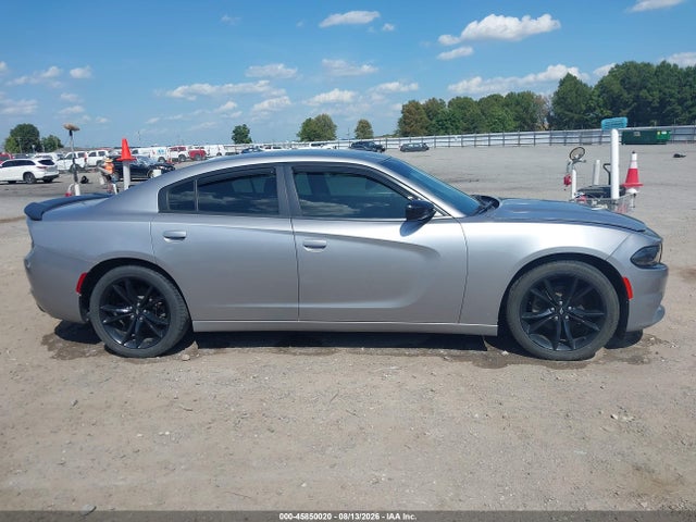 Продаж на аукціоні авто 2017 Dodge Charger Se Rwd, vin: 2C3CDXBG3HH584135, номер лоту: 45850020