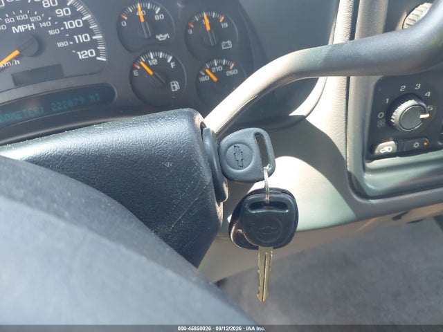 45850026 :رقم المزاد ، 1GNEC13V84R104190 vin ، 2004 Chevrolet Tahoe Ls مزاد بيع