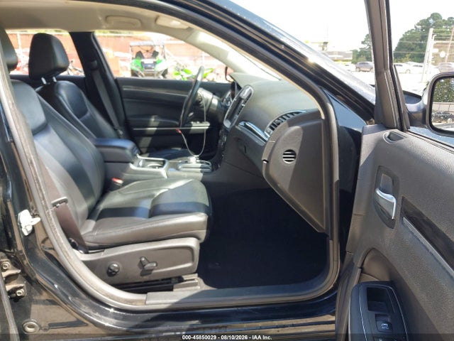 2019 Chrysler 300 Touring მანქანა იყიდება აუქციონზე, vin: 2C3CCAAG4KH728834, აუქციონის ნომერი: 45850029