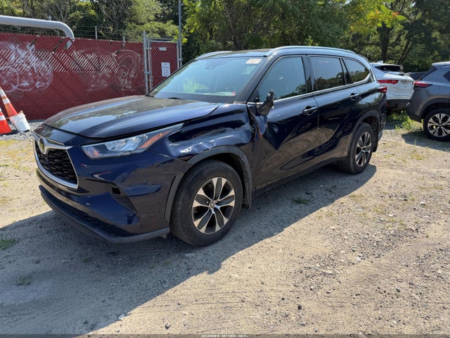Продаж на аукціоні авто 2020 Toyota Highlander Xle, vin: 5TDGZRBHXLS512460, номер лоту: 45850035