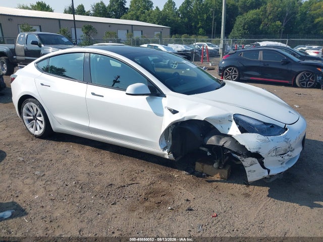 2022 Tesla Model 3 Long Range Dual Motor All-wheel Drive მანქანა იყიდება აუქციონზე, vin: 5YJ3E1EB2NF192979, აუქციონის ნომერი: 45850052