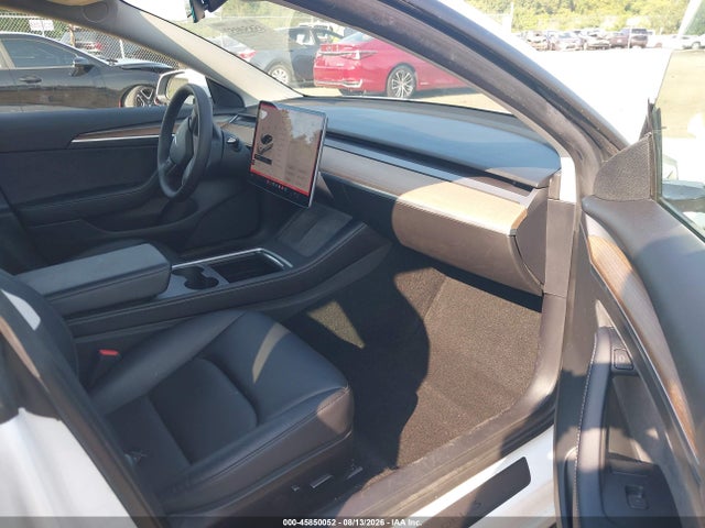 Продаж на аукціоні авто 2022 Tesla Model 3 Long Range Dual Motor All-wheel Drive, vin: 5YJ3E1EB2NF192979, номер лоту: 45850052