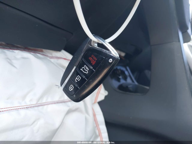 2016 Hyundai Santa Fe Sport 2.0l Turbo მანქანა იყიდება აუქციონზე, vin: 5XYZWDLA0GG332784, აუქციონის ნომერი: 45850190