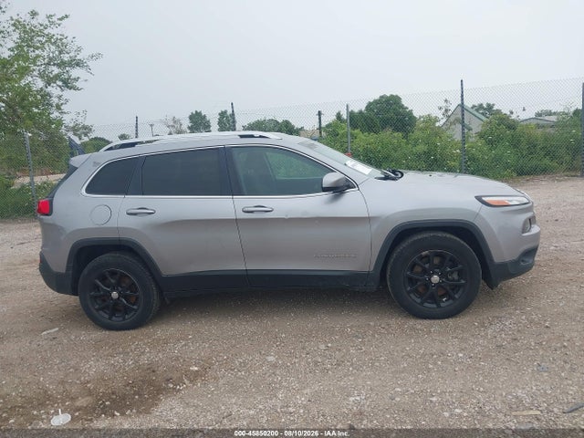 2016 Jeep Cherokee Latitude მანქანა იყიდება აუქციონზე, vin: 1C4PJMCBXGW202562, აუქციონის ნომერი: 45850200