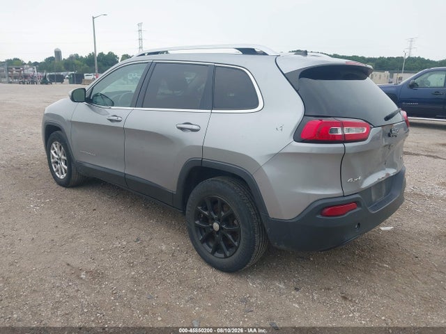 2016 Jeep Cherokee Latitude მანქანა იყიდება აუქციონზე, vin: 1C4PJMCBXGW202562, აუქციონის ნომერი: 45850200