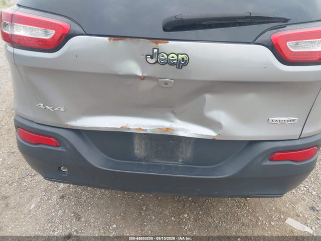 2016 Jeep Cherokee Latitude მანქანა იყიდება აუქციონზე, vin: 1C4PJMCBXGW202562, აუქციონის ნომერი: 45850200
